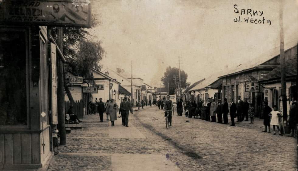 На Веселій у Сарнах жартував дядько Нобелівського лауреата